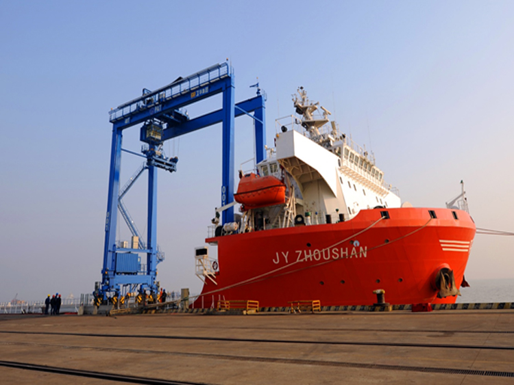 出口泰国港产品整机装船发货