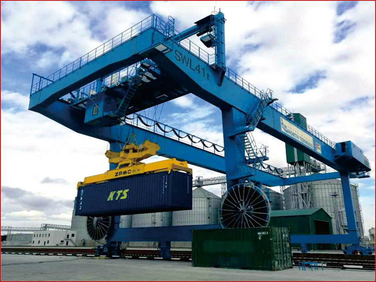 出口哈萨克斯坦轨道式集装箱起重机